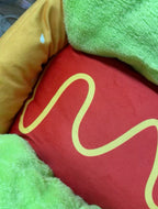 Creative hot dog-shaped pet mat