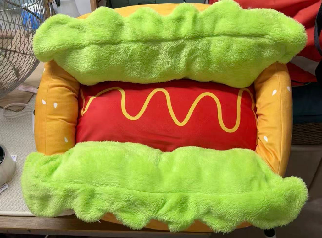 Creative hot dog-shaped pet mat