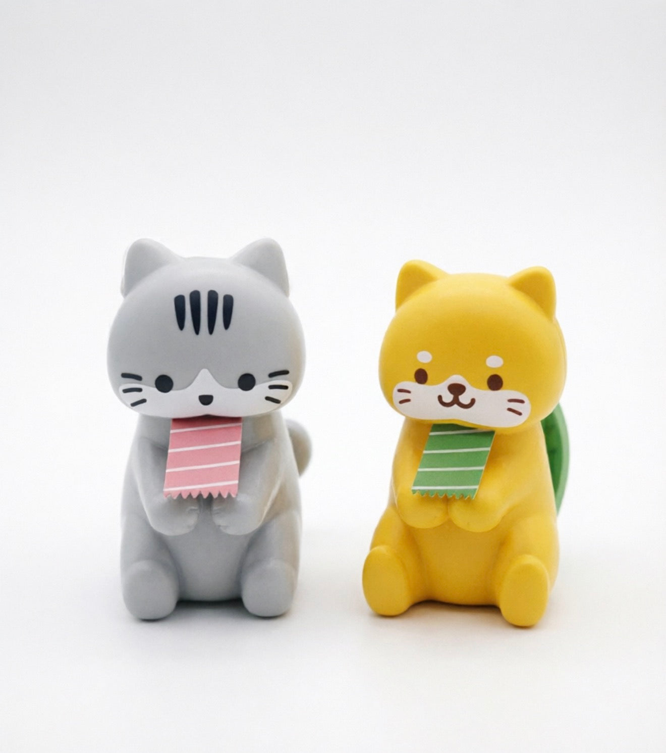 Cat-shaped tape cutter