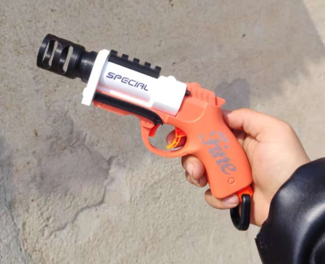 Science fiction style hand cannon launcher